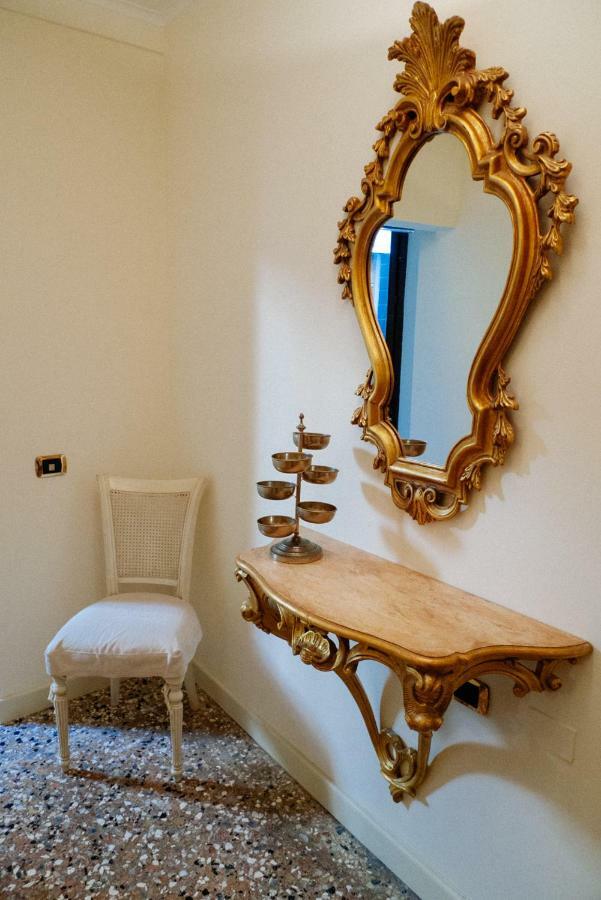 Rialto Apartment Veneţia Exterior foto
